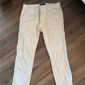Abercrombie & Fitch Men's Cream Chinos